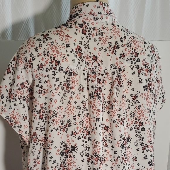 Loft Factory Shirt Women’s Ceam Blouse Floral Print Size L - Picture 7 of 11